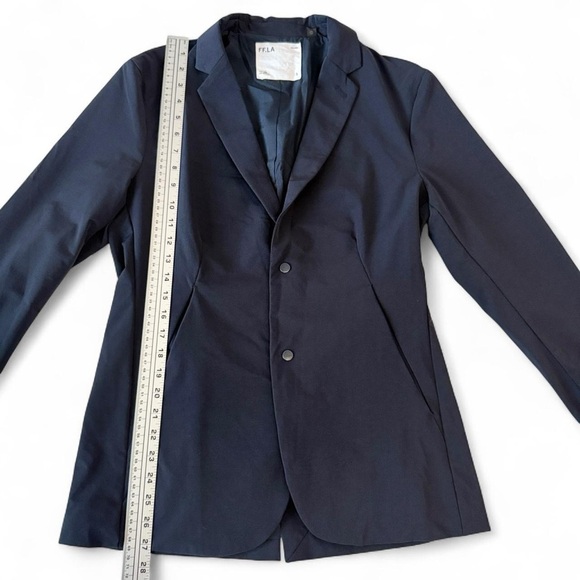 Five Four FF.LA Women's Nomad Blazer Size Small Navy Blue Athleisure Full Snap - Picture 3 of 8